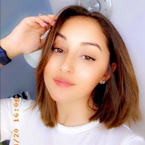 Meet your Posher, Nakaisha